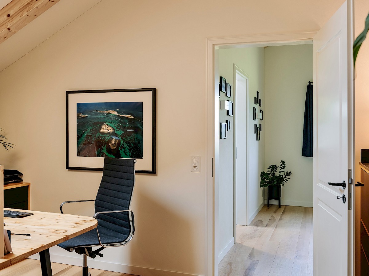 Grosses Zimmer im OG (aktuell Büro)